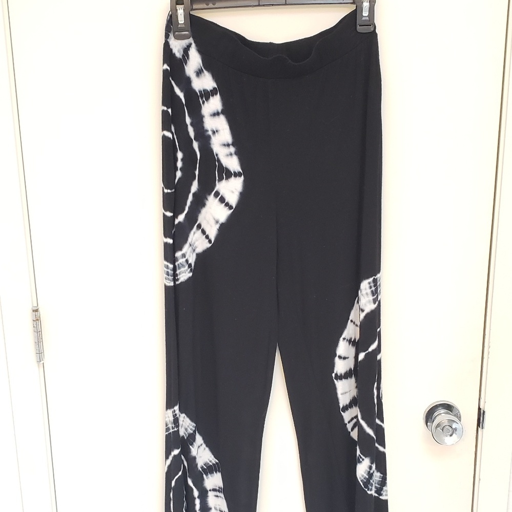 Black tie dye flowing comfortable sweat pants M